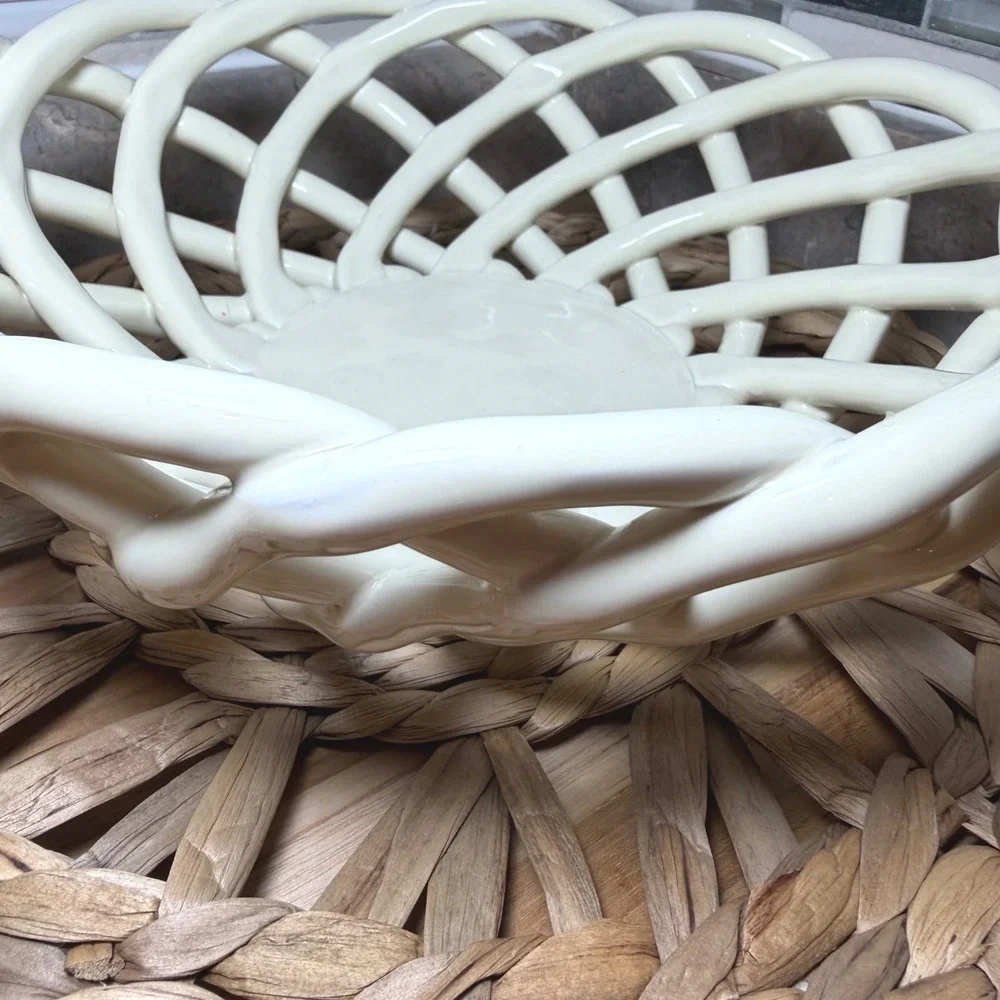 Casafina Portugal Cream Ceramic Woven Lattice Basket Bowl Medium Round 10